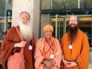 Twitter Update: Sadasivanathaswami, Swami Nirliptananda and Senthi...