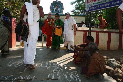 228girivalam.jpg