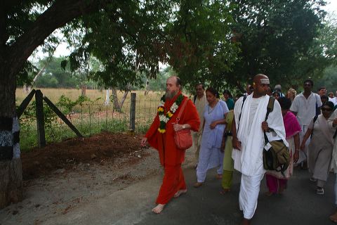 72girivalam.jpg