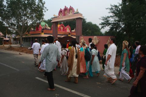 75girivalam.jpg