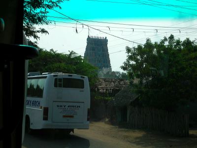 02ancient_chola_temple.jpg