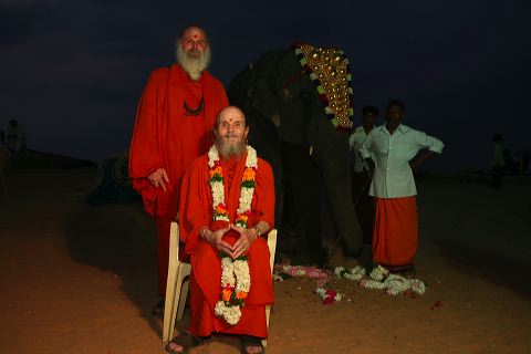 12on_a_kerala_beach.jpg