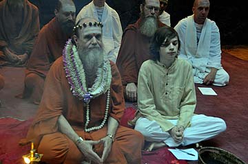 Bhajana Param Takes Brahmachariya Vrata