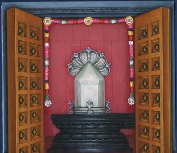 Iraivan Temple's Avudayar Casting