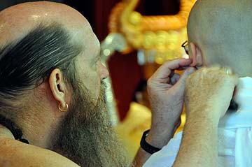 New Sadhaka Get Earrings