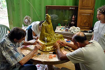 Re-Gilding Gurudeva's Murthi