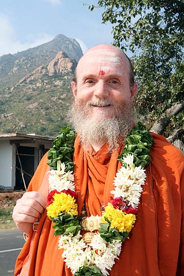 Arumugaswami and Yoginathswami Return Home