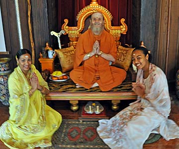 Darshan Meetings with Bodhinatha