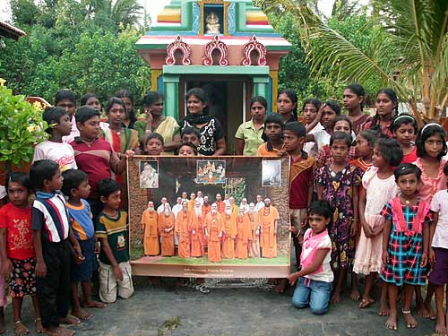 Gift to Children in Sri Lanka