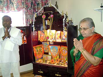 Singing Natchintanai for the Elderly