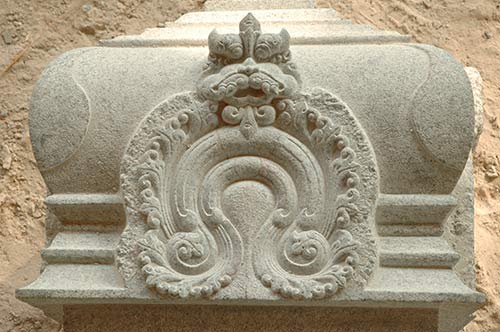 Carving the Karnakoodu in Bangalore