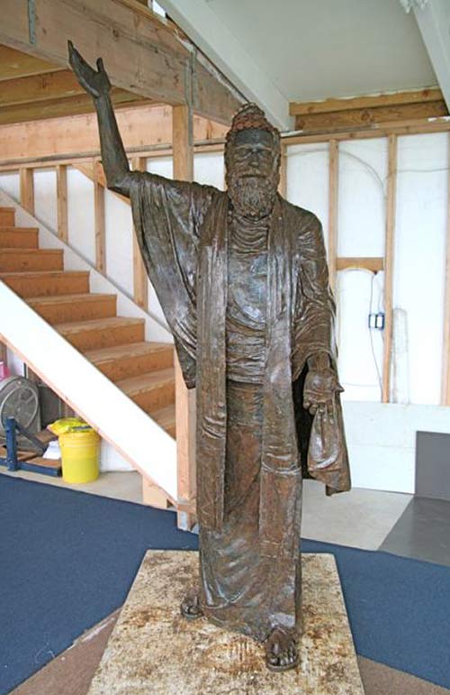 Progress on Gurudeva's Life-Sized Statue