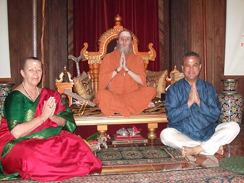 Kulapati and Kulamata Easvan and Devi Param