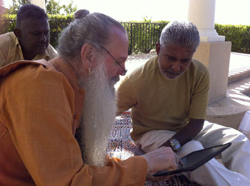 Swamis Visit the San Francisco Bay Area