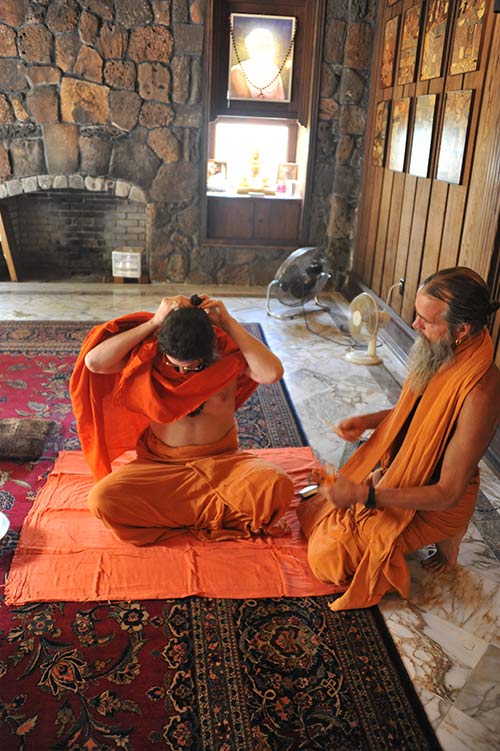 Sannyasin Siddhanathaswami Tonsured