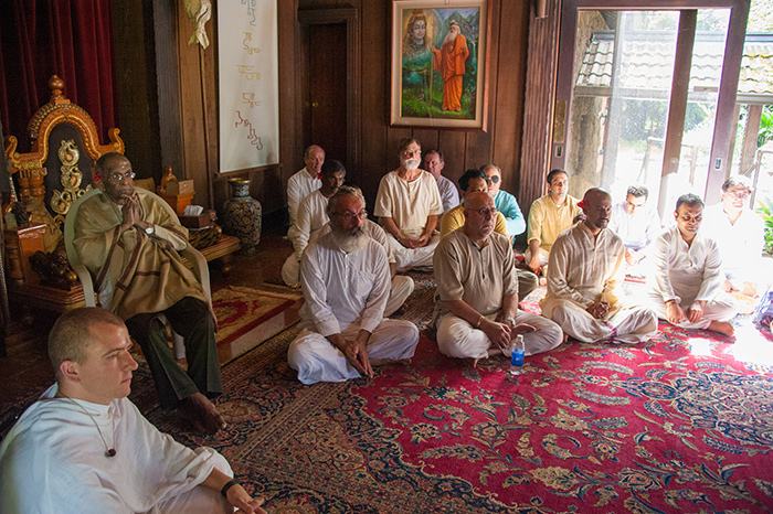 A Satsang Bodhinatha with Bodhinatha