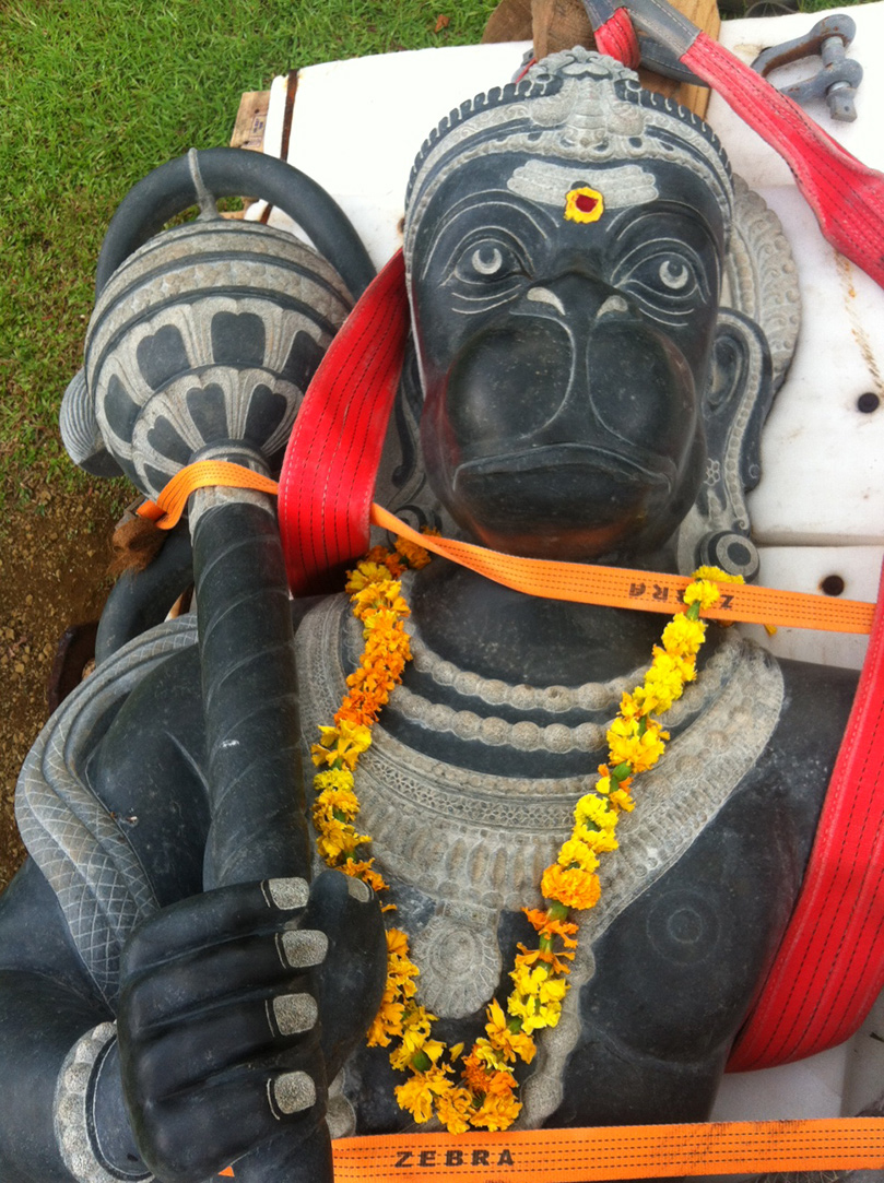 Hanuman Arrives at Kauai Aadheenam