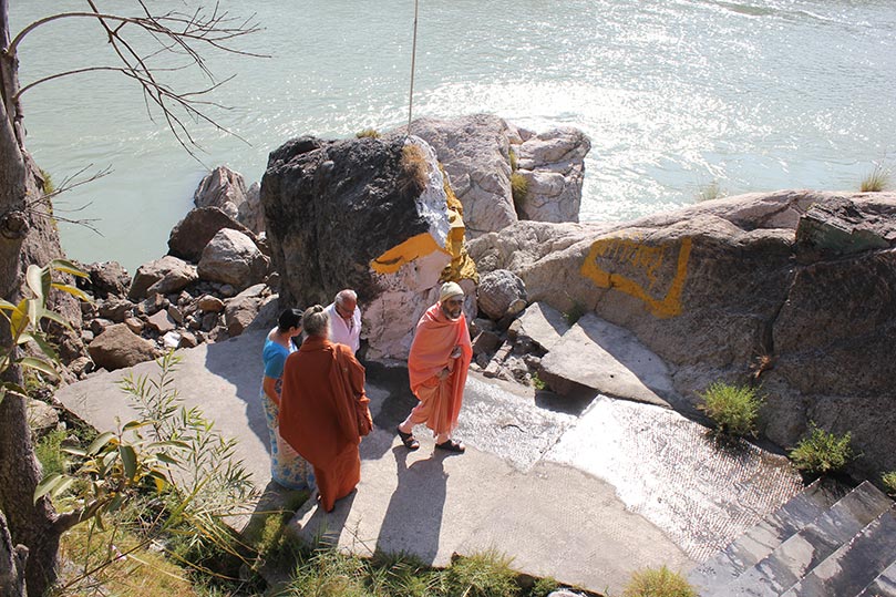 A Dip in the Holy Ganga