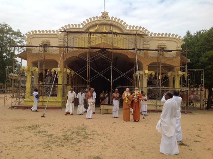 Bodhinatha's Visit to Alaveddy