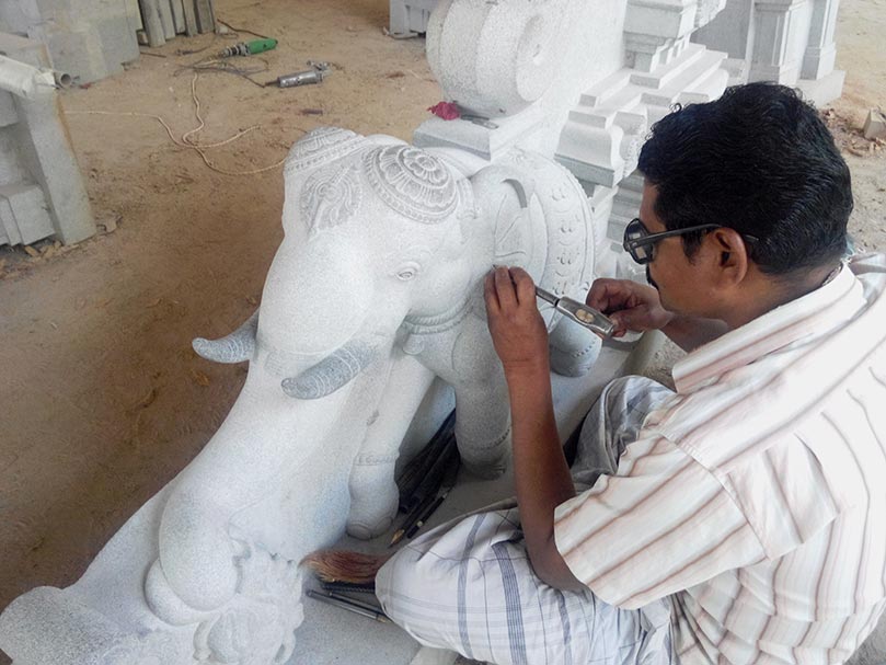 Carving in Bengaluru