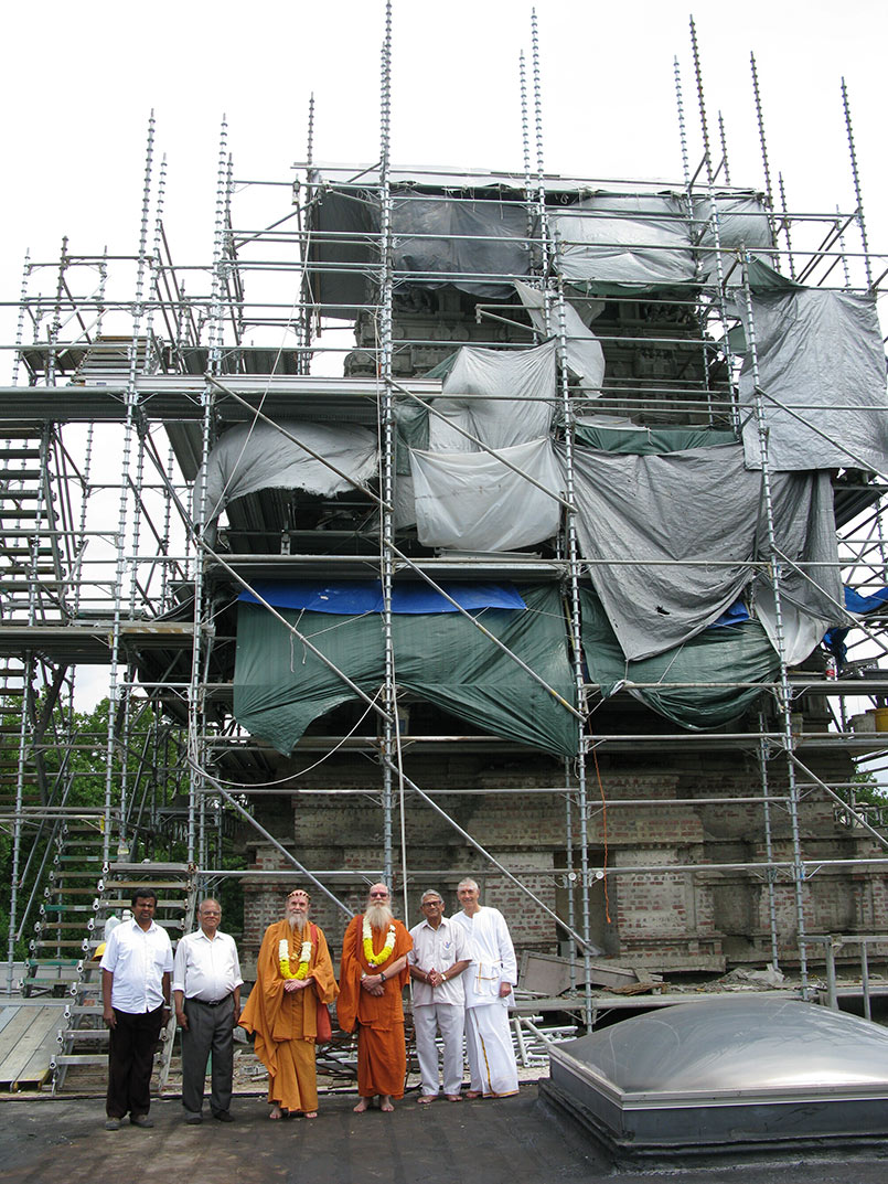 Satguru's Annual Trip to Maryland Murugan Temple