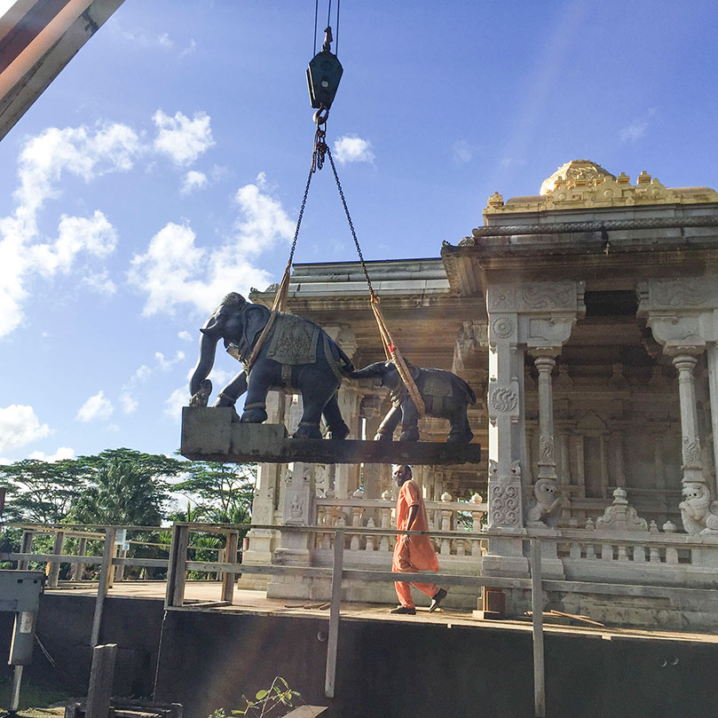 Placing Elephants on Iraivan