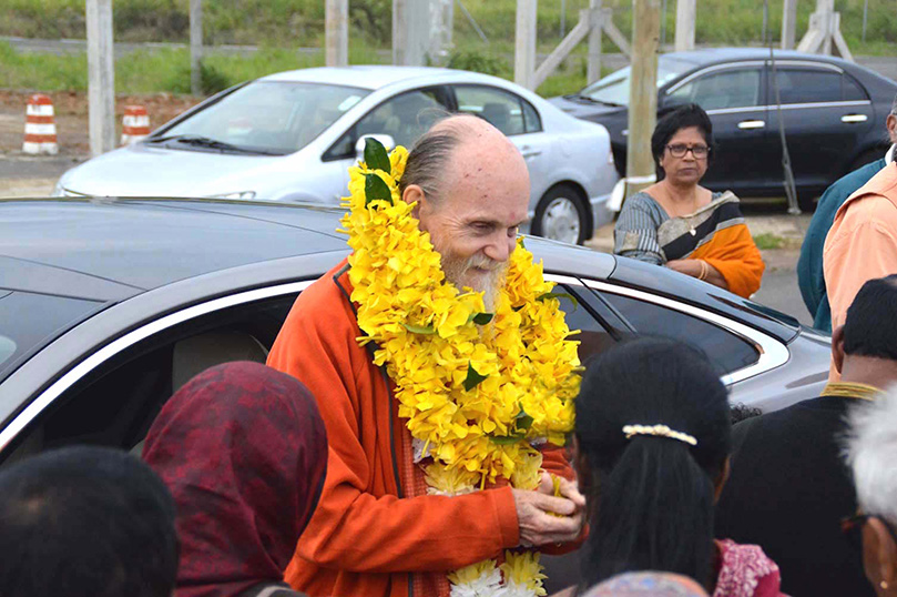 Satguru Visits Mauritius