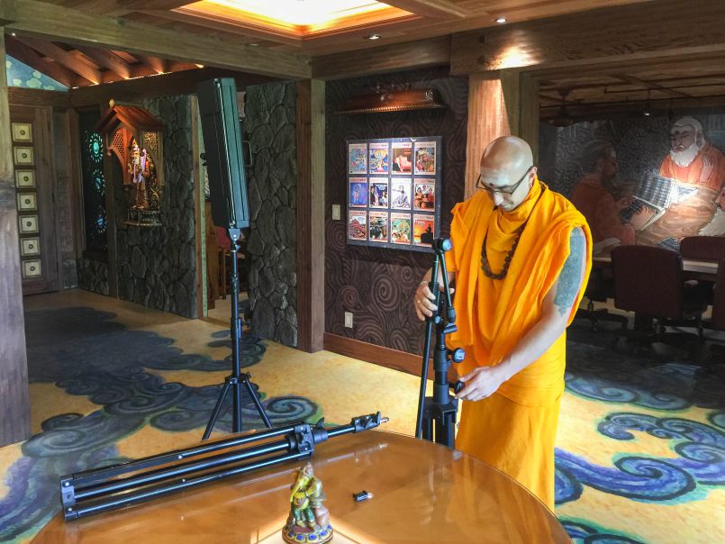 Filming Satguru's Publisher's Desk Video