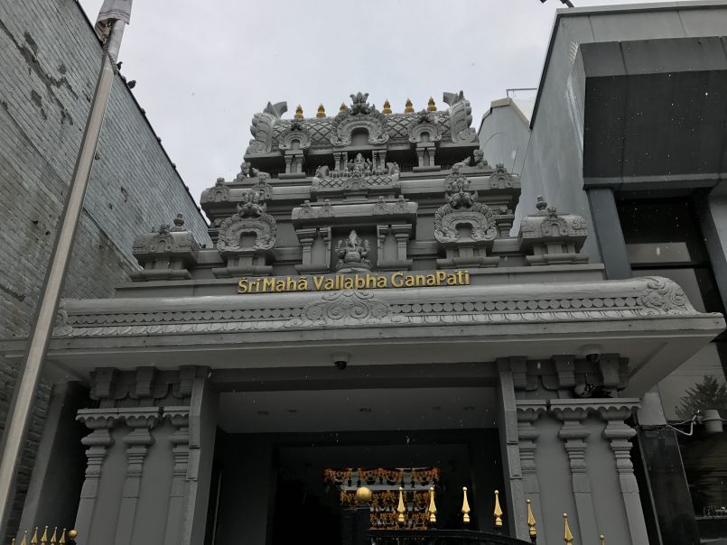 Satguru visits the Ganesha Temple in New York