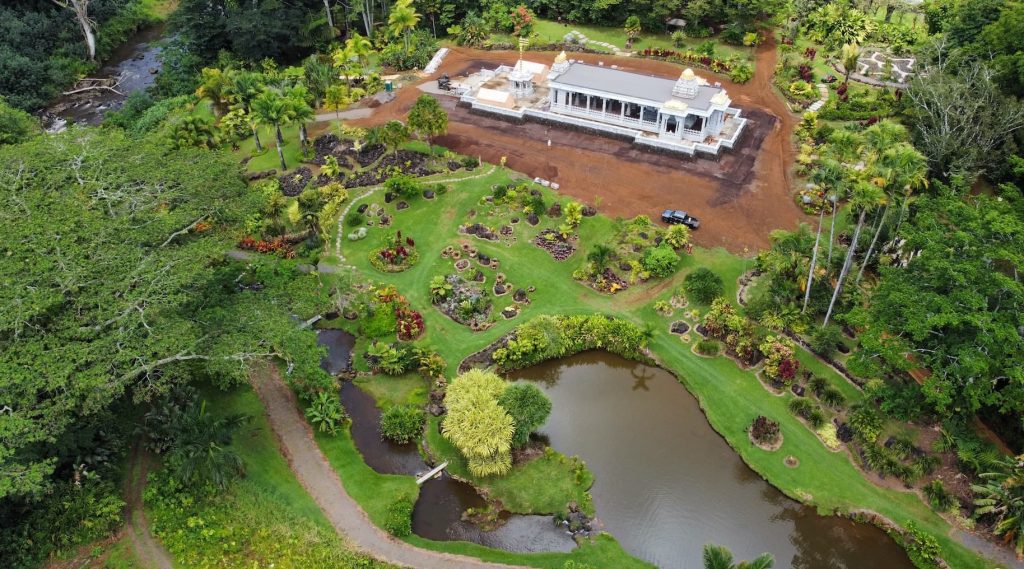 Growing Green Gardens